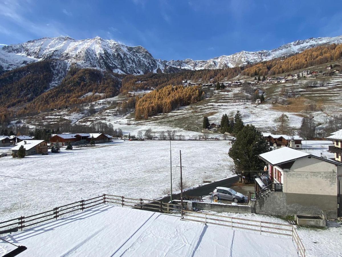 La Rondine - Appartamento Panoramico 6 Posti Letto In Villetta 尚波吕克 外观 照片